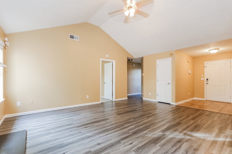 1,780/Mo, 1657 Louisa Ct Hampton, GA 30228 Living Room View