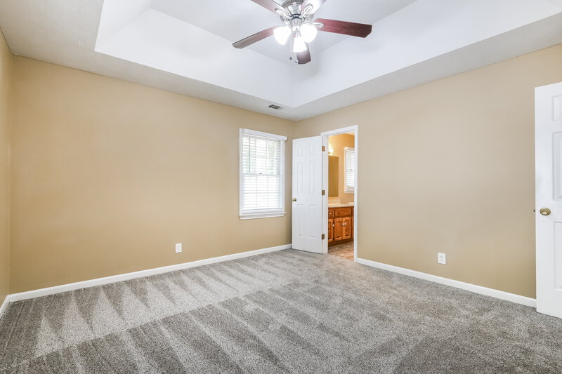 1,835/Mo, 75 Beaver Dam Ct Covington, GA 30016 Main Bedroom View