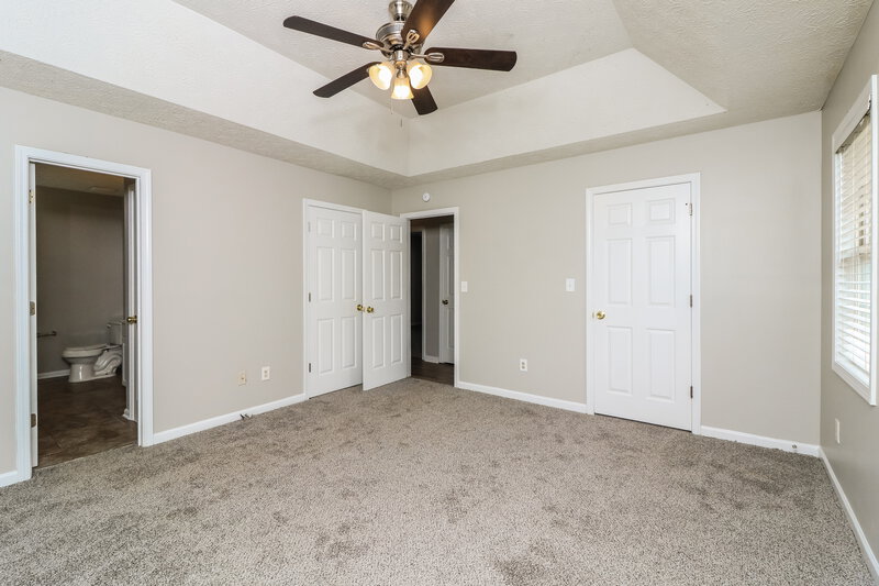 1,660/Mo, 90 Spring Leaf Dr Dallas, GA 30157 Main Bedroom View 2