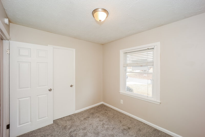 2,290/Mo, 8203 Sussex Dr Jonesboro, GA 30238 Bedroom View 3