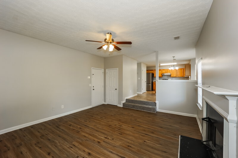 2,035/Mo, 2610 Patriots Rd Riverdale, GA 30296 Family Room View 2