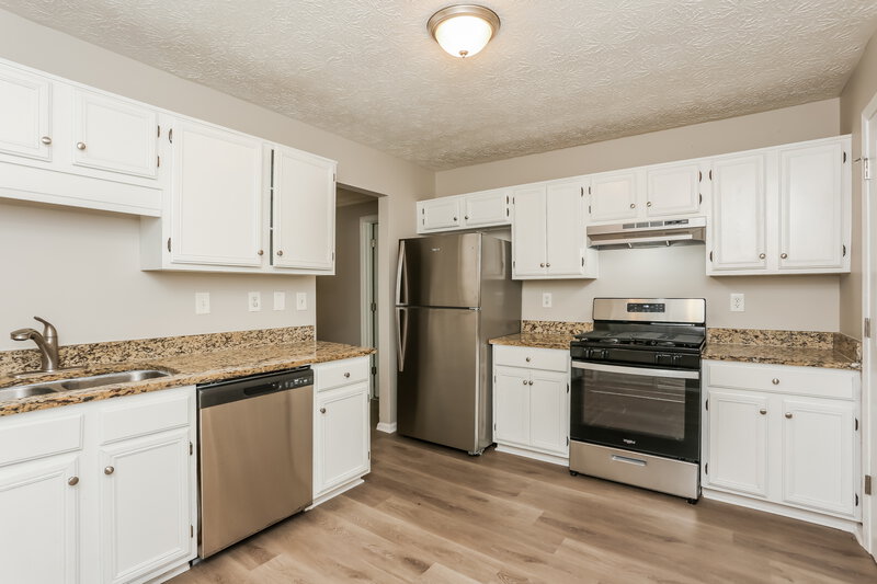 1,865/Mo, 1343 Ling Dr SW Austell, GA 30168 Kitchen View