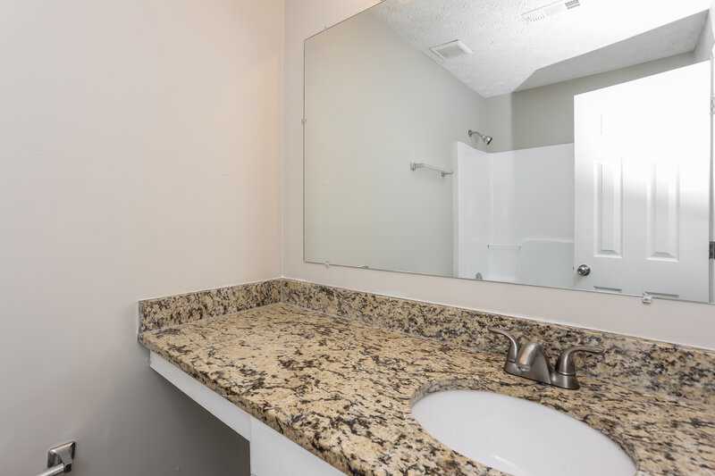 1,865/Mo, 1343 Ling Dr SW Austell, GA 30168 Main Bathroom View