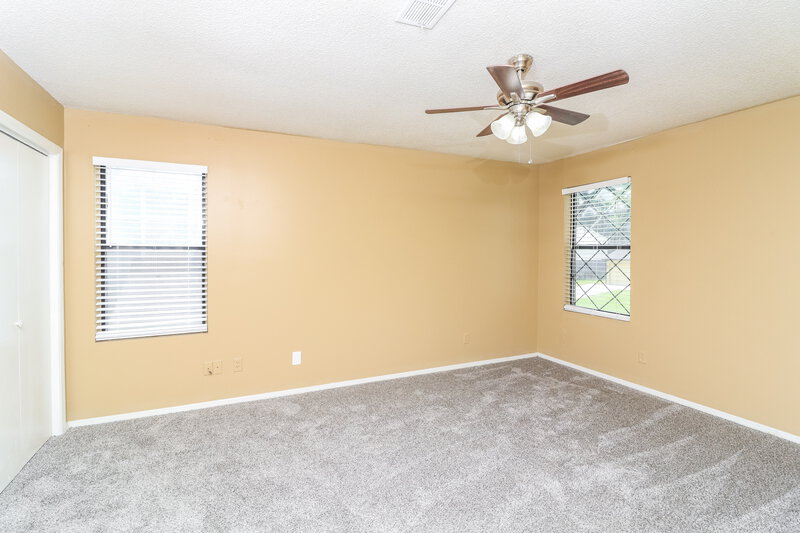 1,490/Mo, 5438 Farmview Close Stone Mountain, GA 30088 Main Bedroom View