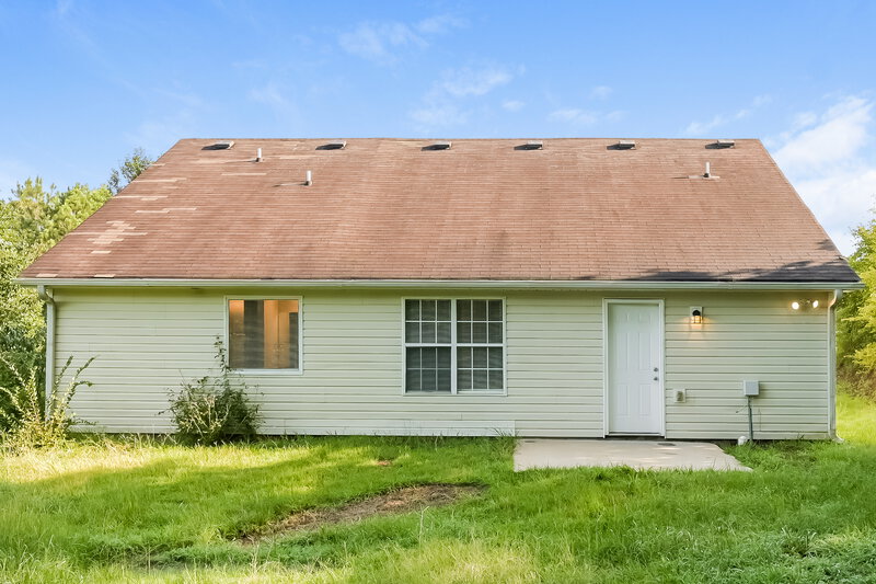 2,330/Mo, 45 Pebble Ridge Dr Covington, GA 30014 Rear View