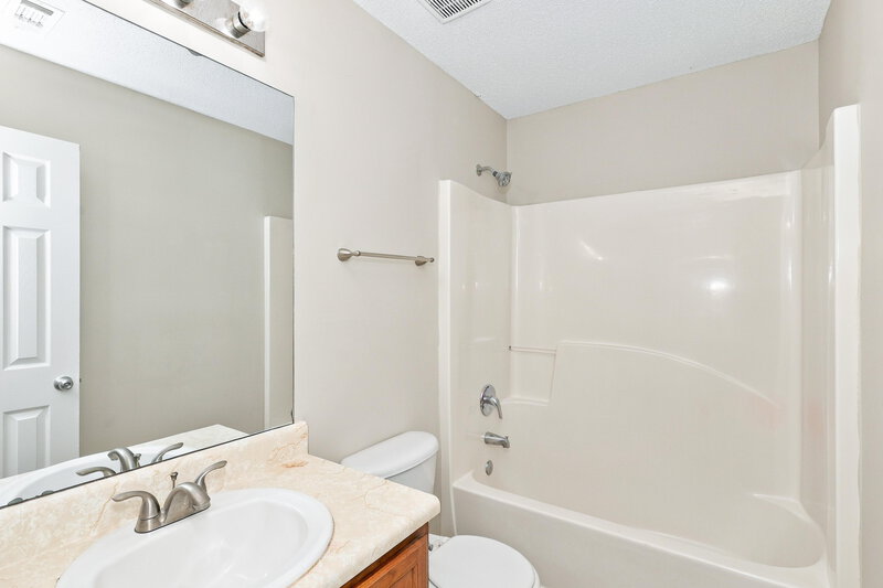 2,310/Mo, 6624 Pamplona Pl Atlanta, GA 30349 Bathroom View