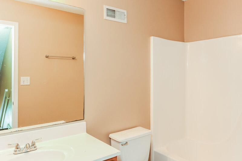 1,755/Mo, 1531 Wembley Dr Douglasville, GA 30134 Bathroom View