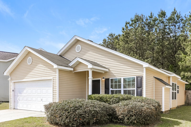 1,640/Mo, 430 Victoria Blvd Oxford, GA 30054 Front View
