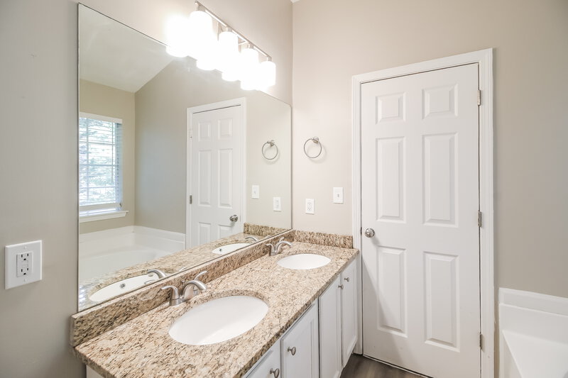 2,015/Mo, 7460 Royale Ct Riverdale, GA 30296 Misc View 9
