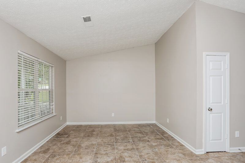 1,610/Mo, 5201 Scarbrough Ln Stone Mountain, GA 30088 Main Bedroom View