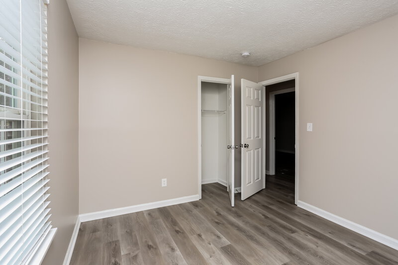 1,610/Mo, 5201 Scarbrough Ln Stone Mountain, GA 30088 Bedroom View 3