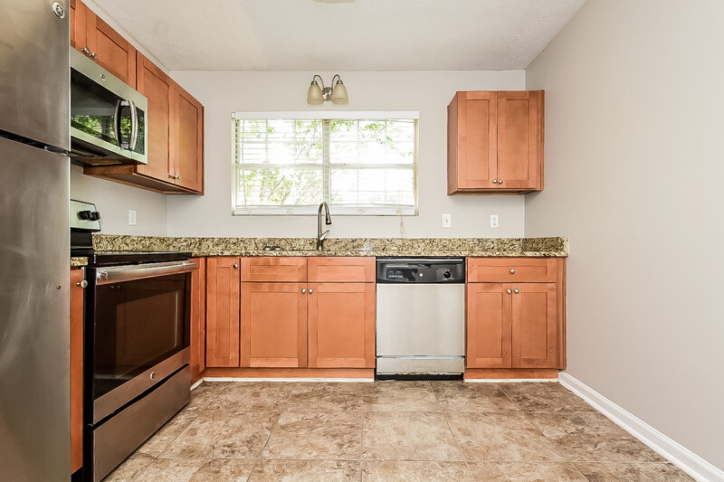 1,740/Mo, 2725 Woodward Rd College Park, GA 30349 Misc View 5