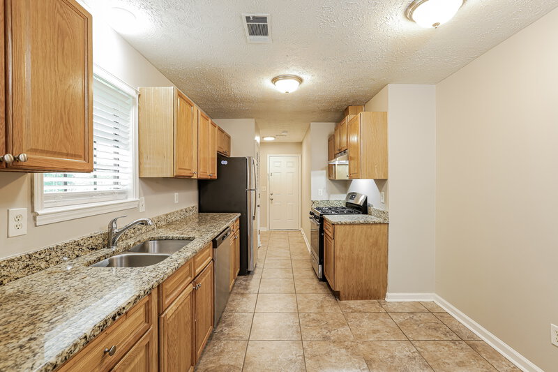 1,775/Mo, 4114 Red Laurel Way Snellville, GA 30039 Kitchen View