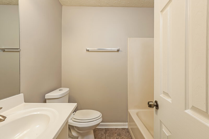 1,775/Mo, 4114 Red Laurel Way Snellville, GA 30039 Main Bathroom View 2