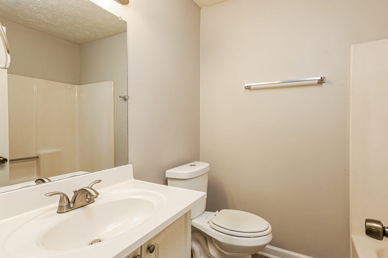 1,775/Mo, 4114 Red Laurel Way Snellville, GA 30039 Bathroom View