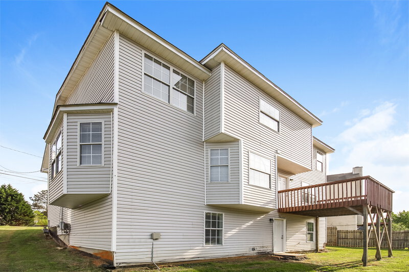 1,835/Mo, 5550 Wellborn Creek Dr Lithonia, GA 30058 Rear View