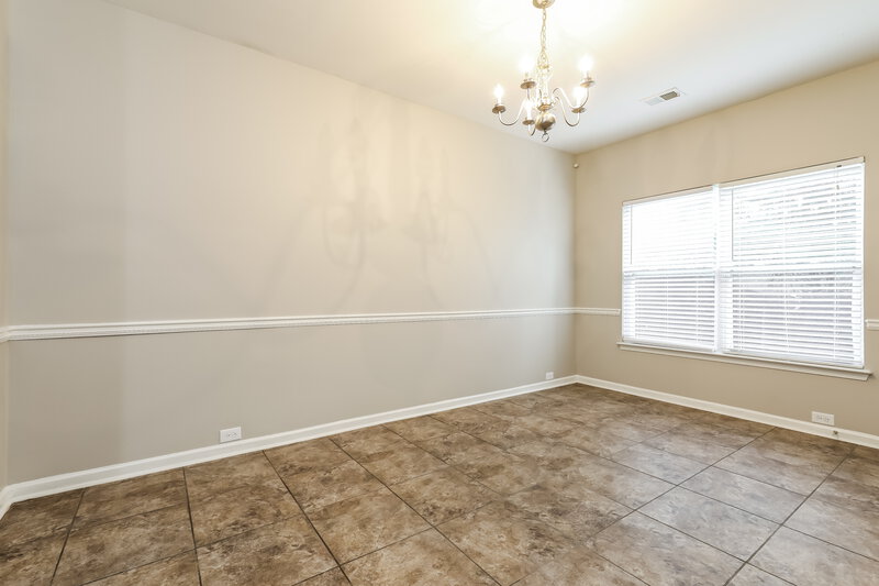 1,930/Mo, 6450 Splitpine Ct Atlanta, GA 30349 Dining Room View