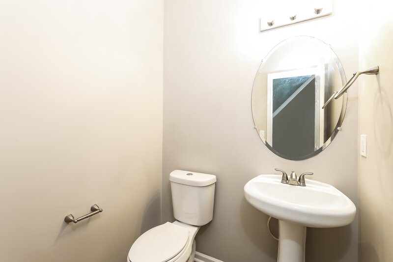 1,930/Mo, 6450 Splitpine Ct Atlanta, GA 30349 Powder Room View