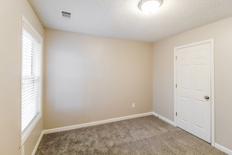 1,920/Mo, 7152 Ravenwood Ln Lithonia, GA 30038 Bedroom View 4