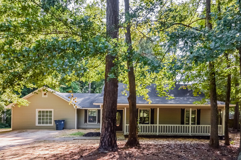 2,270/Mo, 400 Willow Ln McDonough, GA 30253 External View