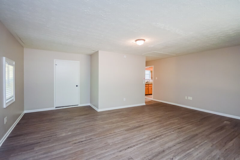 2,270/Mo, 400 Willow Ln McDonough, GA 30253 Bonus Room View