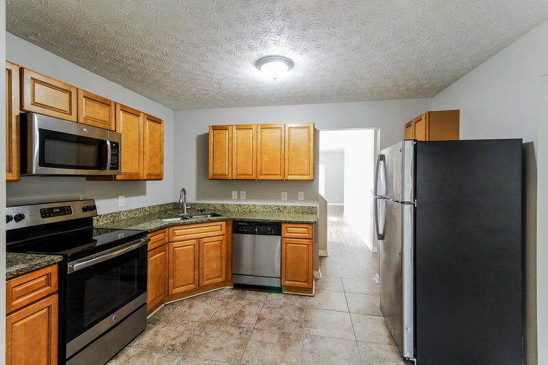 1,810/Mo, 3798 Riverside Causeway Decatur, GA 30034 Kitchen View