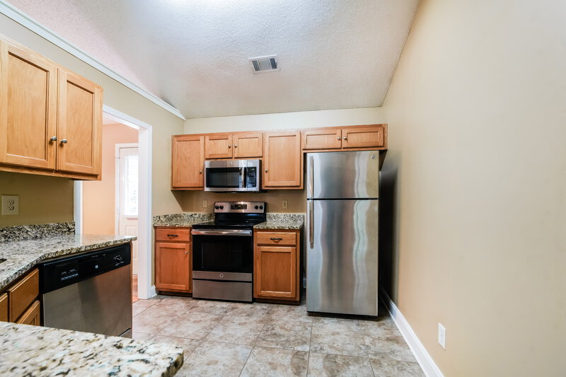 1,530/Mo, 99 Cliff View Dr Rockmart, GA 30153 Kitchen View
