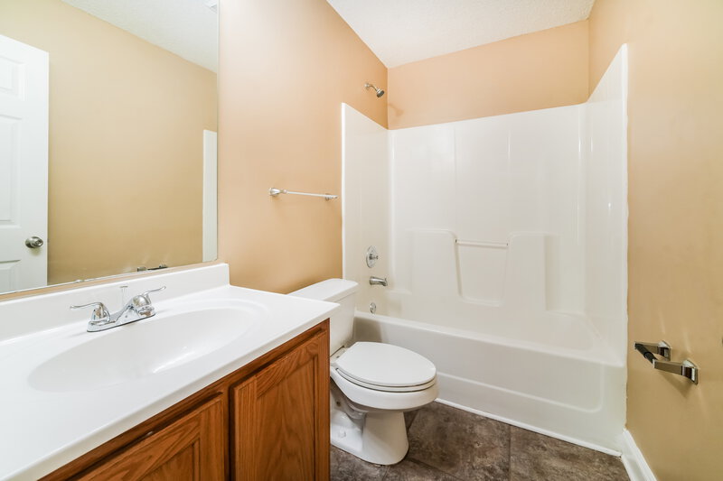 1,530/Mo, 99 Cliff View Dr Rockmart, GA 30153 Bathroom View