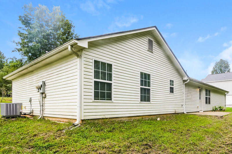 1,530/Mo, 99 Cliff View Dr Rockmart, GA 30153 Rear View