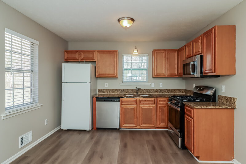 1,740/Mo, 36 Cherry Ct Douglasville, GA 30134 Kitchen View