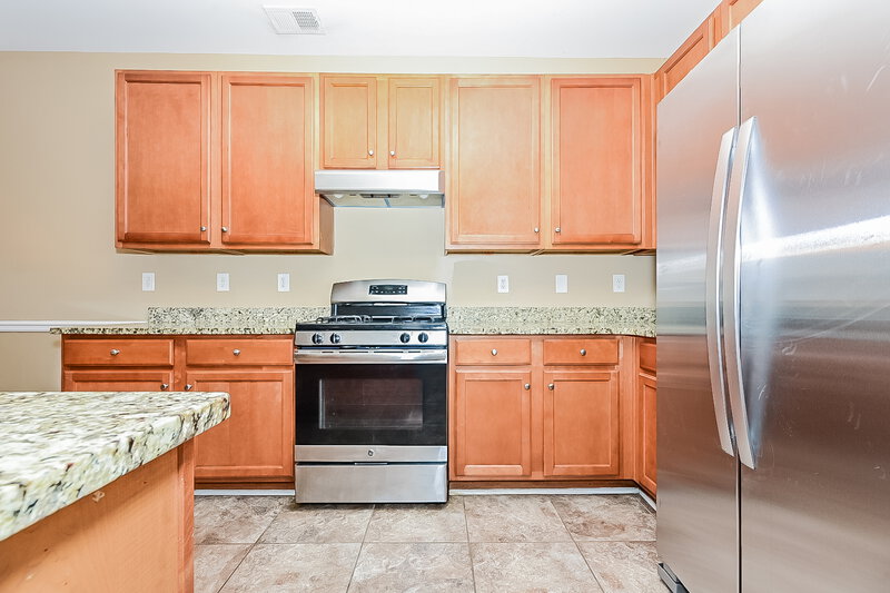 1,975/Mo, 6490 Grey Fox Way Riverdale, GA 30296 Kitchen View