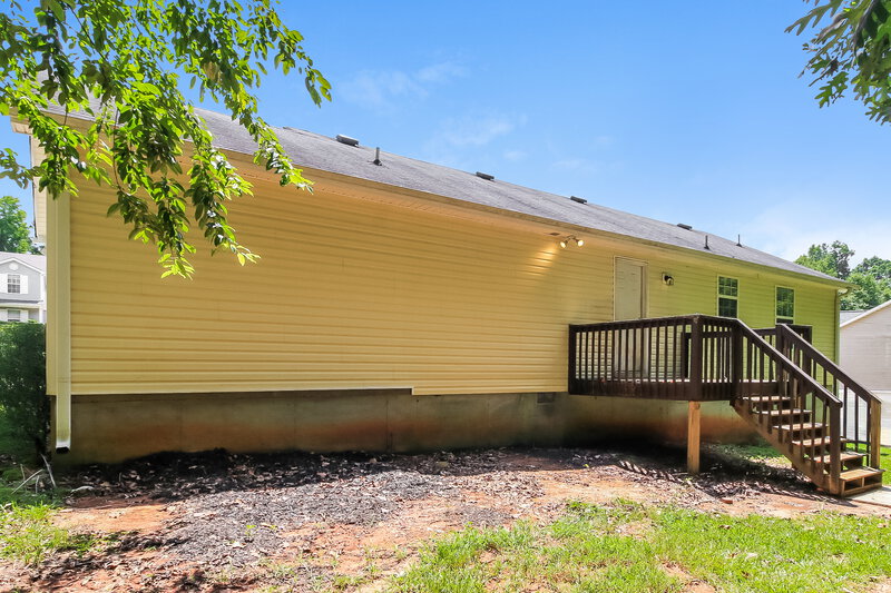 1,640/Mo, 60 Hunters Ridge Ct Covington, GA 30014 Rear View