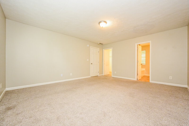 1,895/Mo, 2059 Oak Terrace Dr SE Atlanta, GA 30316 Main Bedroom View