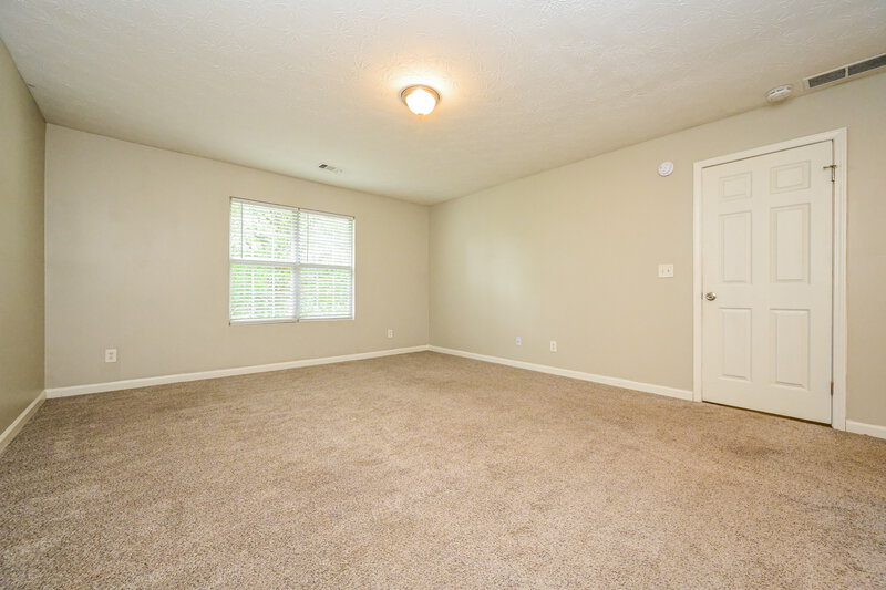 1,895/Mo, 2059 Oak Terrace Dr SE Atlanta, GA 30316 Main Bedroom View 2