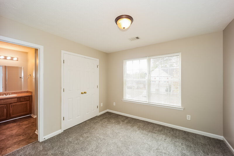 2,060/Mo, 335 Sapphire Bend Riverdale, GA 30296 Bedroom View