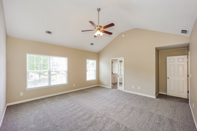 1,990/Mo, 4617 Ravenwood Loop Union City, GA 30291 Main Bedroom View