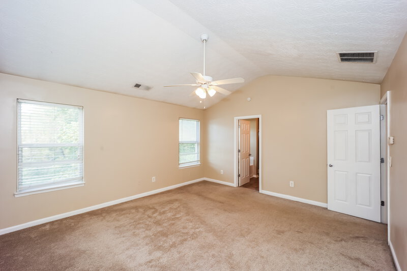 1,670/Mo, 9494 Lakeview Rd Union City, GA 30291 Main Bedroom View