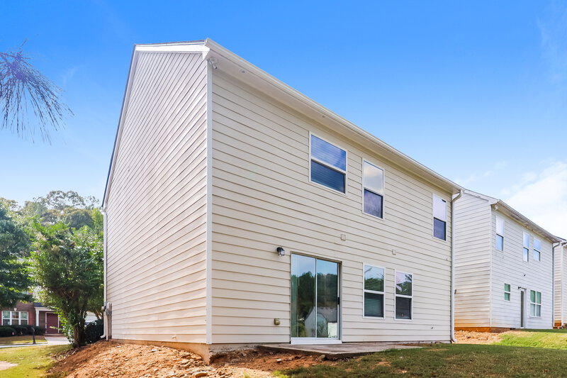 1,670/Mo, 9494 Lakeview Rd Union City, GA 30291 Rear View