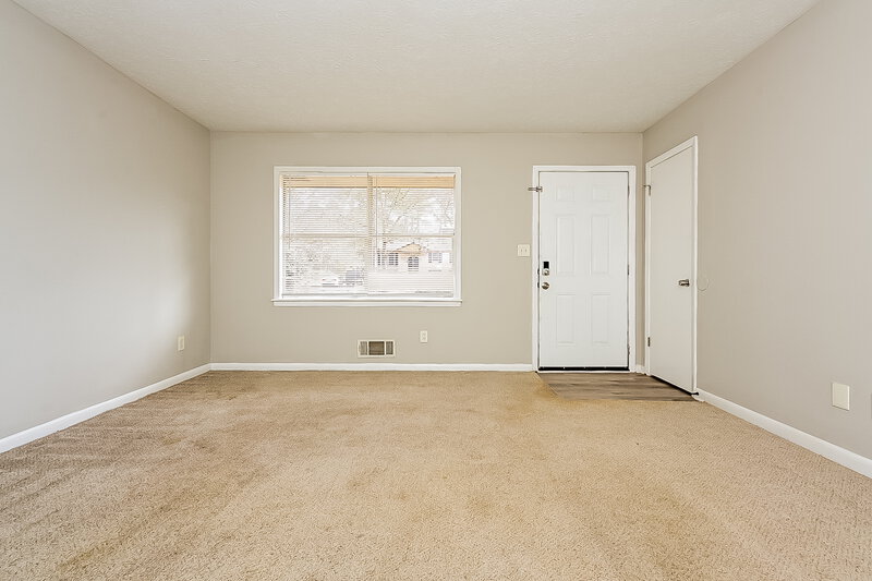 2,070/Mo, 1303 Todiway Ct Jonesboro, GA 30238 Living Room View