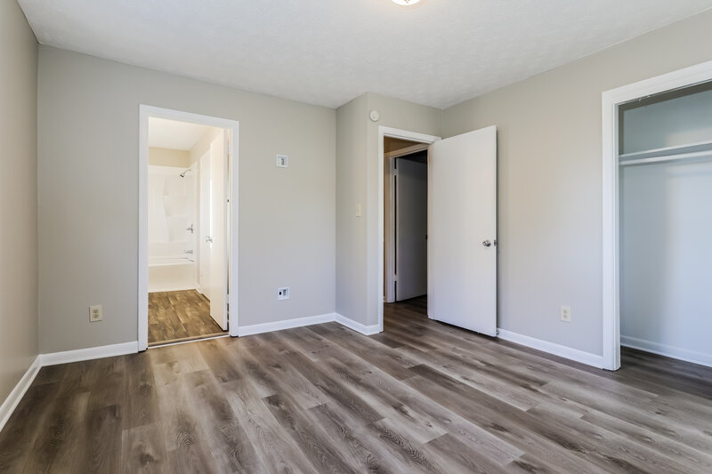 1,770/Mo, 8518 Avalon Dr Riverdale, GA 30274 Main Bedroom View 2