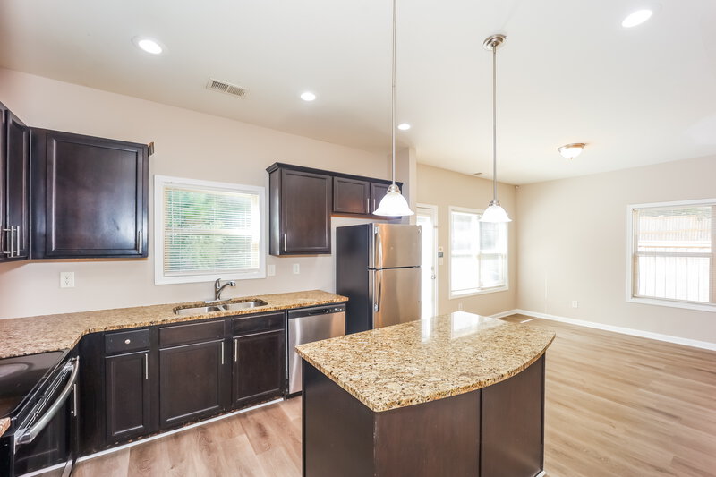 2,205/Mo, 6491 Splitpine Ct Atlanta, GA 30349 Kitchen View 2