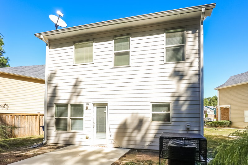 2,205/Mo, 6491 Splitpine Ct Atlanta, GA 30349 Rear View