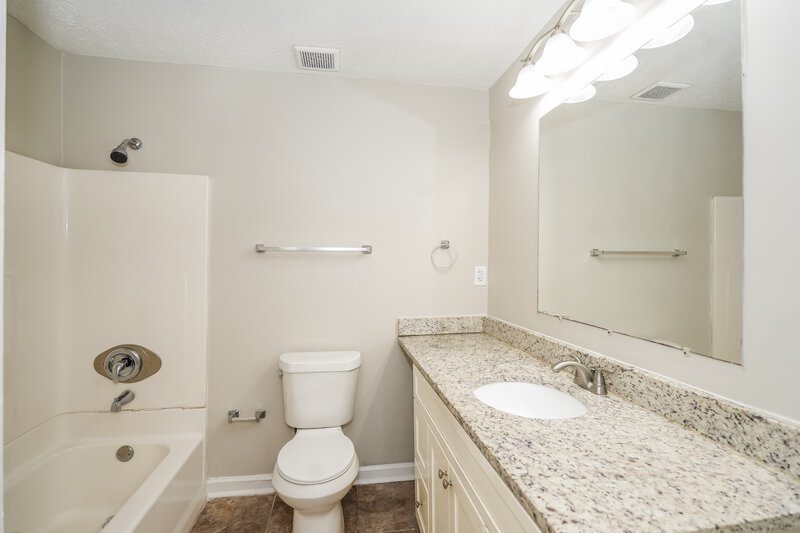 2,490/Mo, 3221 Jessica Dr Douglasville, GA 30135 Bathroom View 2