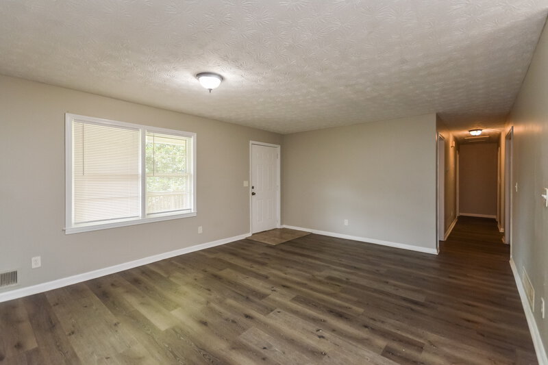 1,815/Mo, 1867 McCollum Rd SW Conyers, GA 30094 Living Room View 5