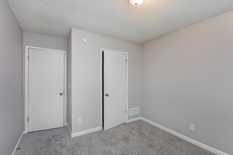 0/Mo, 2128 Summertown Dr NW Norcross, GA 30071 Bedroom View 2