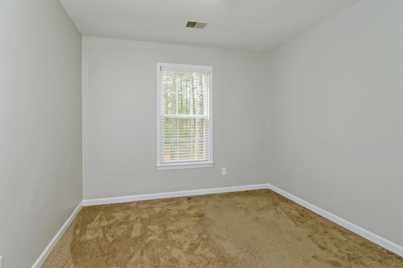 0/Mo, 2128 Summertown Dr NW Norcross, GA 30071 Bedroom View 3