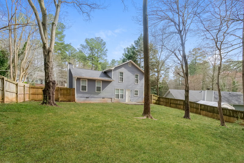 0/Mo, 2128 Summertown Dr NW Norcross, GA 30071 Rear View 3