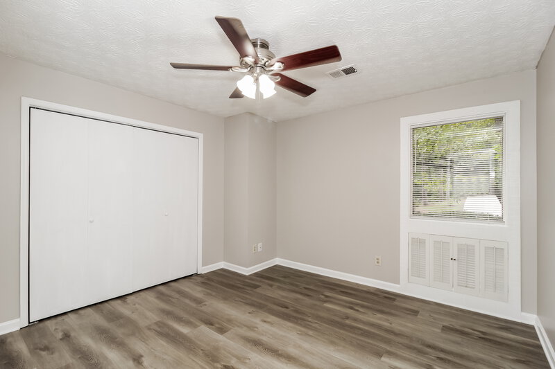 2,030/Mo, 4553 Kings Crossing Dr NE Kennesaw, GA 30144 Bedroom View