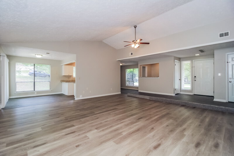 1,655/Mo, 8924 Wesley Pl Jonesboro, GA 30238 Living Room View