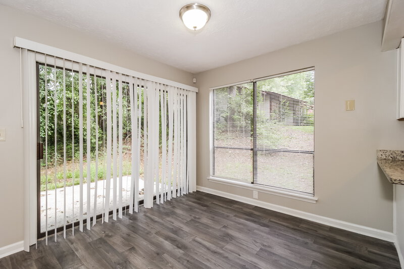 1,655/Mo, 8924 Wesley Pl Jonesboro, GA 30238 Dining Room View